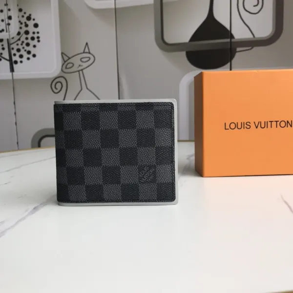 ルイヴィトン財布コピー 2020新品注目度NO.1 Louis Vuitton メンズ 財布