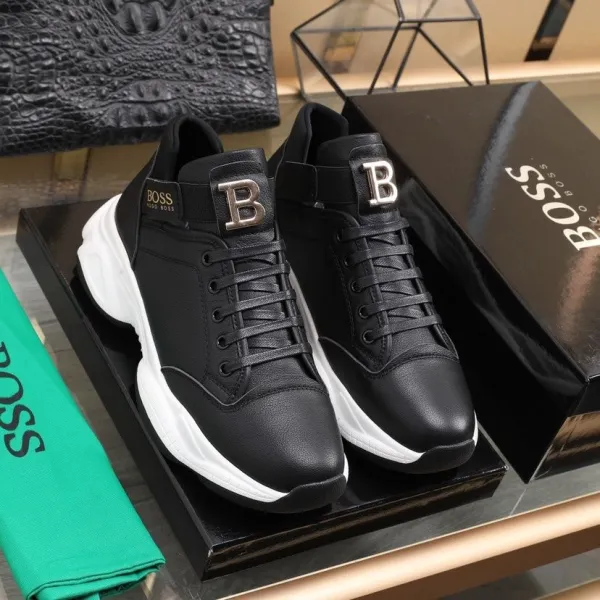 ヒューゴボス靴コピー定番人気2021新品 Hugo Boss メンズ スニーカー