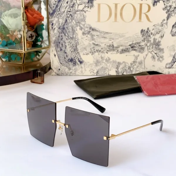 ディオール サングラスコピー 2021新品注目度NO.1 Dior 男女兼用 サングラス 4色
