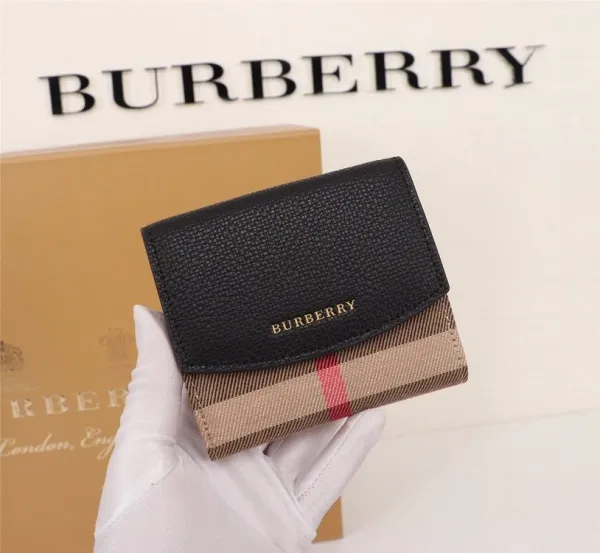 バーバリー財布コピー 定番人気2021新品 BURBERRY レディース 財布