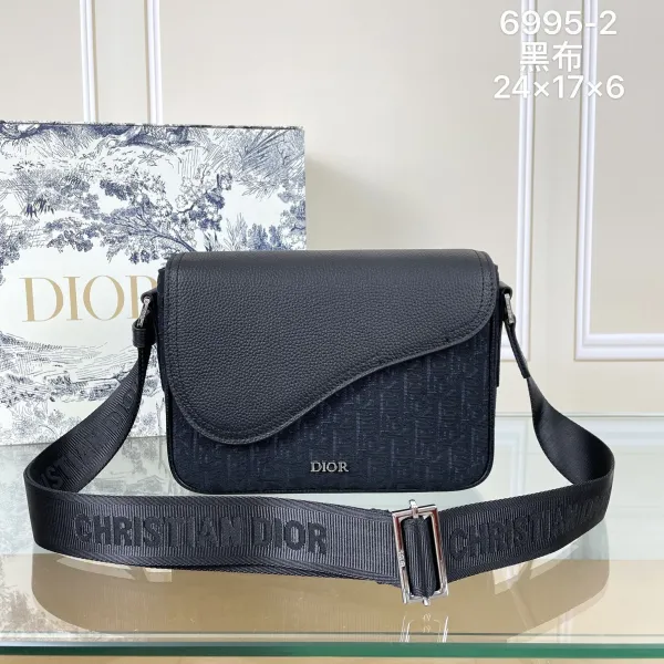 ディオールバッグコピー 2021新品注目度NO.1 Dior メンズ ショルダーバッグ
