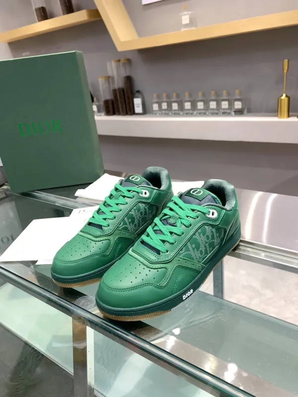 ディオール靴コピー 2021新品注目度NO.1 Dior 男女兼用 スニーカー