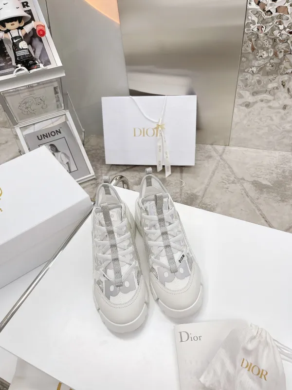ディオール靴コピー 2022新品注目度NO.1 Dior レディース スニーカー