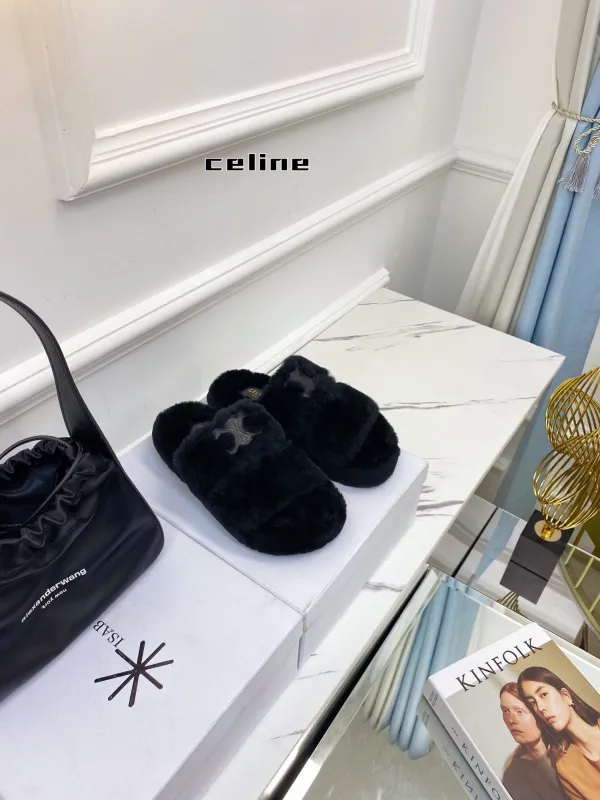 セリーヌ靴コピー 2022新品注目度NO.1 Ceilne レディース サンダル-スリッパ