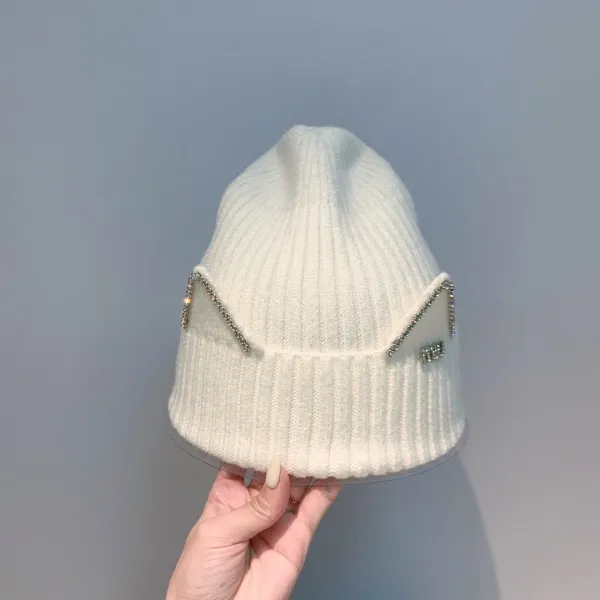 ミュウミュウ帽子コピー 大人気2022新品 MIUMIU レディース ニット帽
